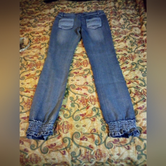 What's Hot Stretch Denim Stone Washed Ruffles Leg Jeans Women 14 Blue - Picture 2 of 14